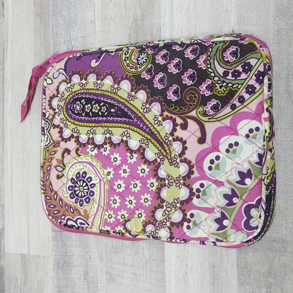 Vera Bradley~Mini Tablet Cover~Very Berry Paisley - Picture 2 of 6